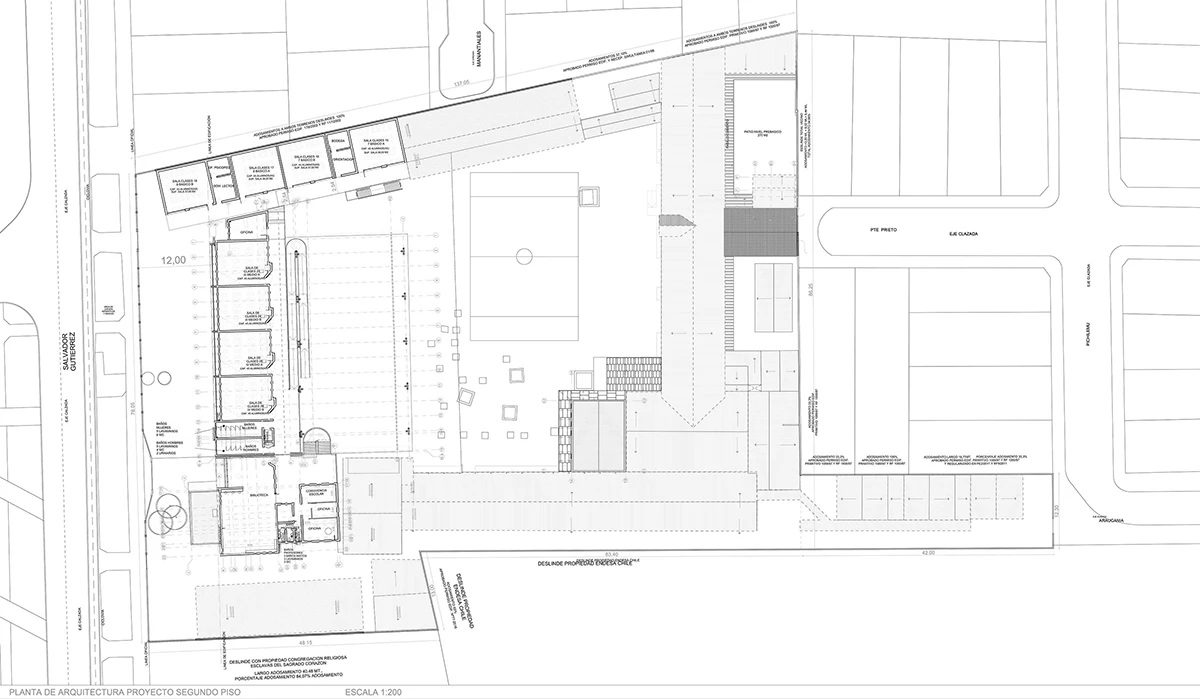 Pabellón aulas y patio cubierto - Imagen 10